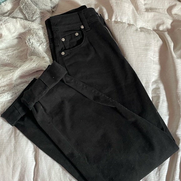 H&M cuffed jeans - Picture 1 of 3